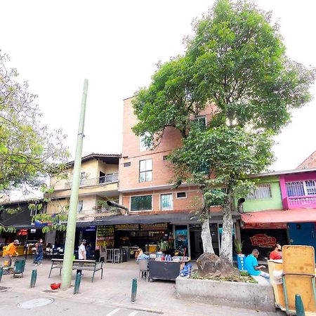 麦德林 Ayenda Florida Nueva酒店 外观 照片
